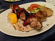 Christo's Greek Taverna food