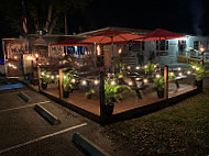 Mesa Latina Food Truck outside