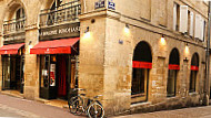 La Brasserie Bordelaise outside