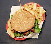 Mutty's Burger food