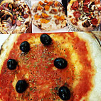 Maxpizza food