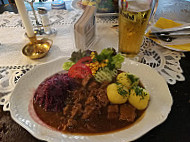 Zum Patzenhofer food