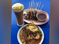 Matary Alma Char Koay Teow Wonderful) food