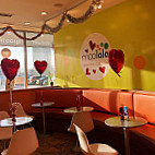 Moolala Frozen Yogurt inside