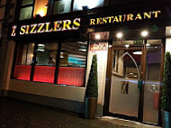 Sizzlers outside