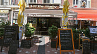 Little Italy Restaurant outside