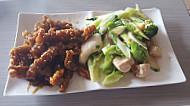 Mei Wei Chinese Cuisine inside