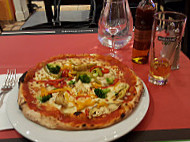 Pizza Pino food