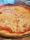 Amici Pizzeria food