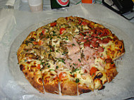 Calvino Pizzeria food