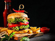 Raja Burger Bistro On Wheel Nourriture