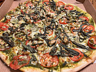 Upper Crust Pizzeria food