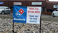 Domino's Pizza outside