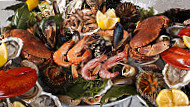 Pesce Crudo E Plateau Royal By San Pietro Milano food