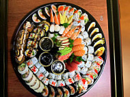 Sushi Yakki food