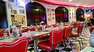 America Graffiti Diner Vittuone food