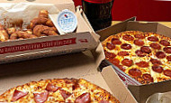 Domino's Pizza food