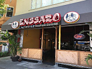 Enssaro outside