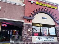 Medrano's Mexican Santa Clarita outside