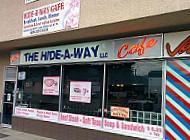 The Hideaway Cafe outside