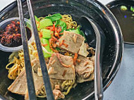 Mee Kolok Siti Sarawak food