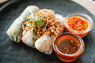 Vietnamese Roll food