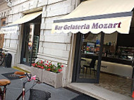 Cremeria Mozart outside