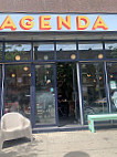 Agenda Cafe outside