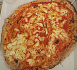 Enzo's Risto-pizza food