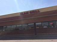 Slam Grill Restaurant Bar outside