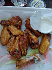 Holly Wings Shack food