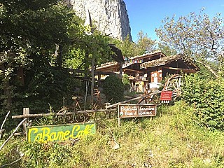 Cabane Cafe