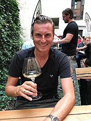 CORDOBAR deutsch-osterreichische Weinbar