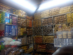 Sri Kumaran Hot Chips And Snacks