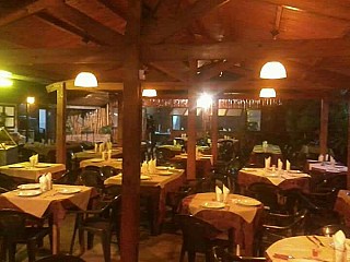 Parrillad y Restaurant El Balcon