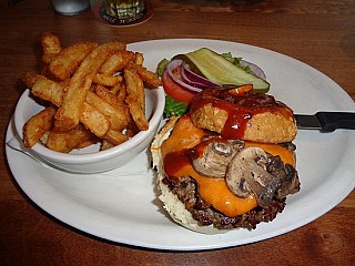 Hamburger Mary's Diner