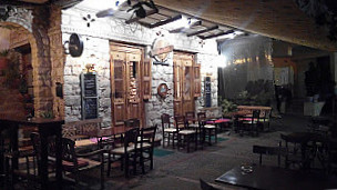 Taverna Aiolos Restaurant Bar Cafe