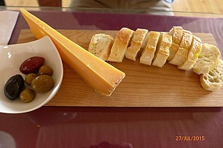 Hilary's Cheese Cowichan Bay