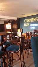 The Corner's Pub