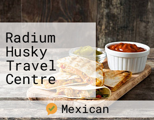 Radium Husky Travel Centre