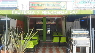 Frutería Y Heladería 147