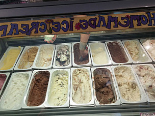 Downtowne Ice Cream Shoppe