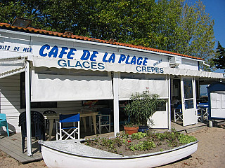Le Cafe de la Plage