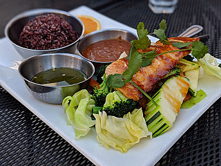 Thai Tanic Streetfood