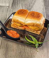 Sharma Ji Ka Vadapav