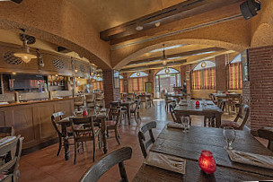 Seville's Restaurant Bar