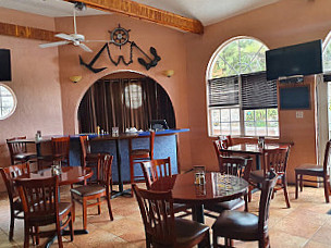 Anchor Restaurant Bar Lounge