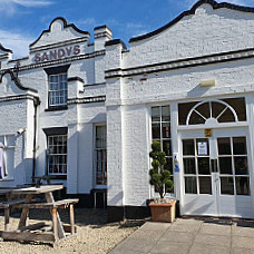 Crown And Sandys Arms