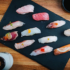 Kyodai Handroll And Sushi