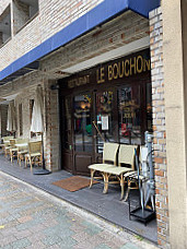 Le Bouchon